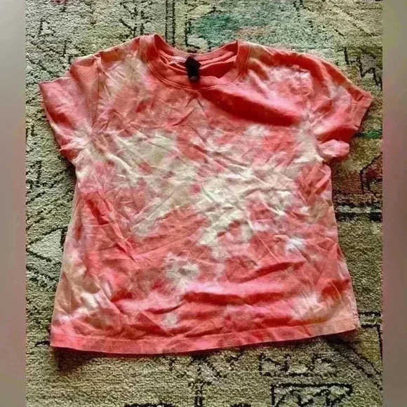 wild fable Tops - Wild Fable Tie Dye T Shirt